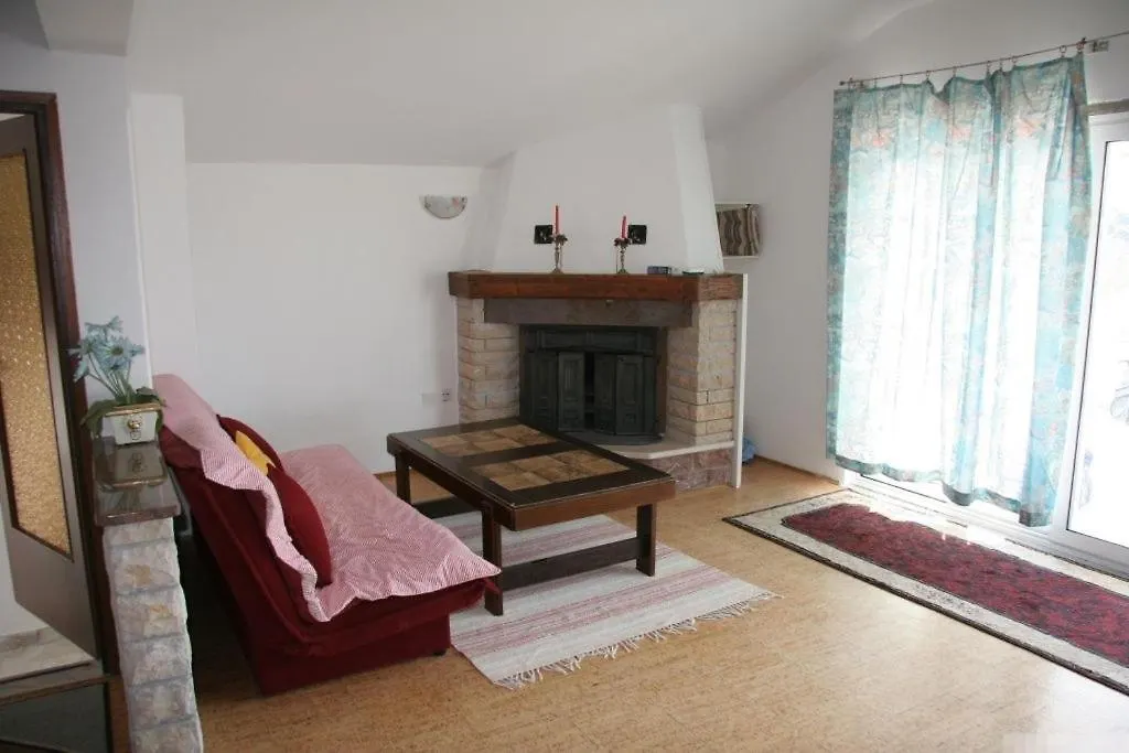 Apartment In Kukljica With Sea View, Terrace, Air Conditioning, Wi-Fi