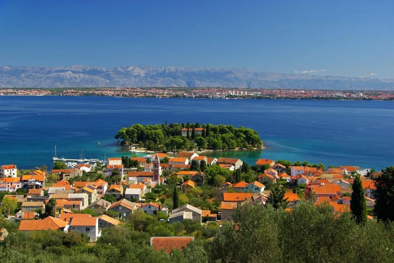 Apartment In Kukljica With Sea View, Terrace, Air Conditioning, Wi-Fi Croatia