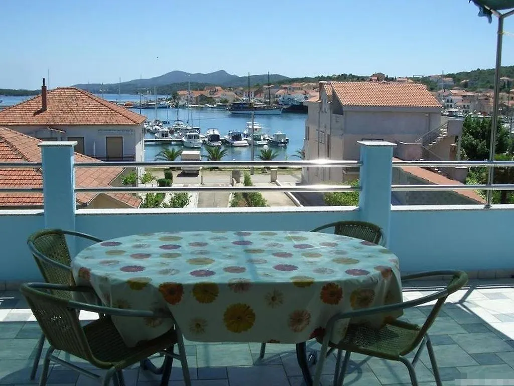 Apartment In Kukljica With Sea View, Terrace, Air Conditioning, Wi-Fi Croatia